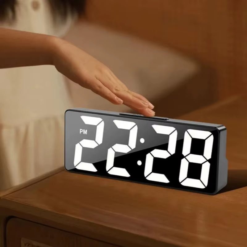 LED Wake Up Light Alarm Clock - Digital Desktop Clock with Temperature Display - TechNova